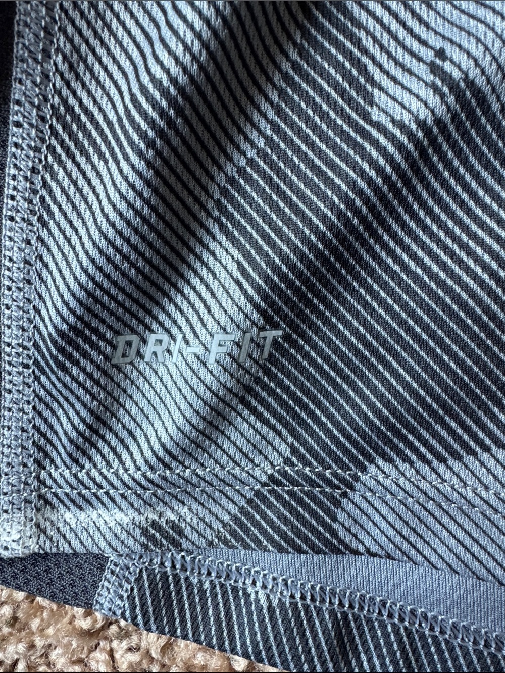 Nike tee size XL - Picture 3 of 4